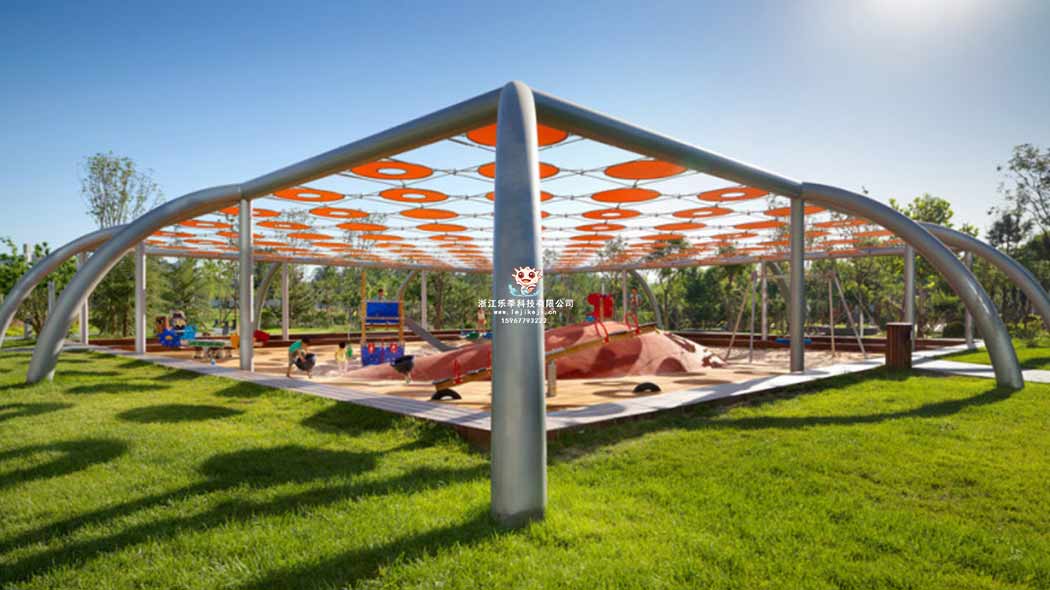 戶外游樂設(shè)備