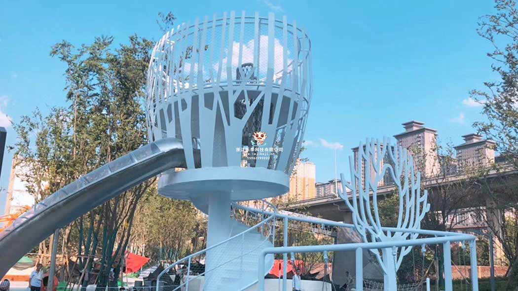 戶外游樂設(shè)備社區(qū)