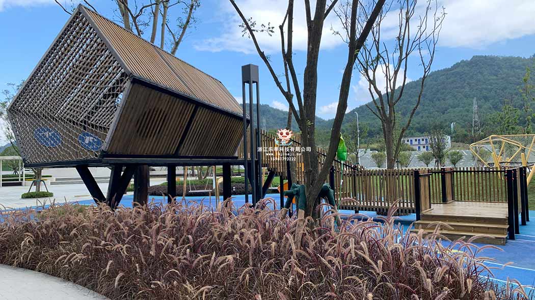 戶外游樂設備滑梯