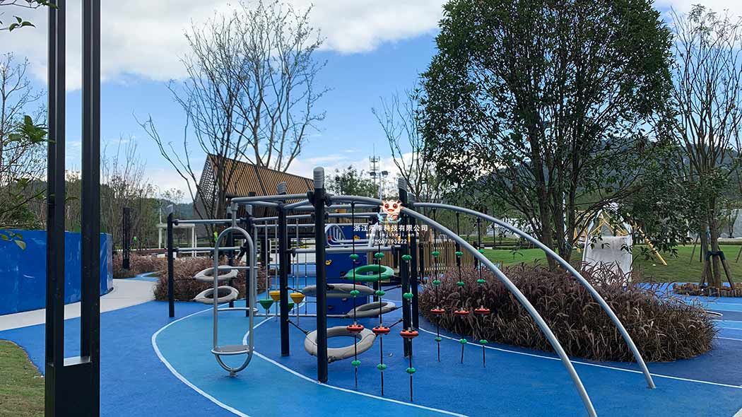 戶外游樂設備攀爬繩