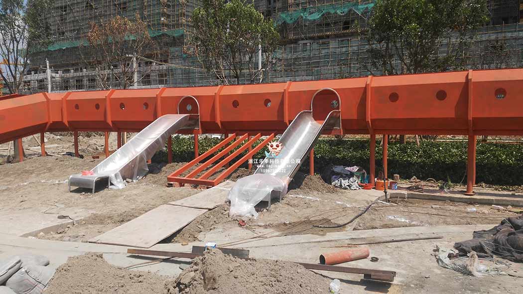 無動(dòng)力游樂設(shè)備安裝